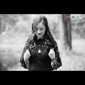 Meet your Posher, Kayla